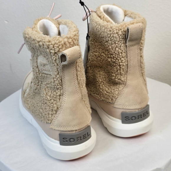NWT Sorel Beige and Cream Winter Waterproof Boots Women's - Picture 5 of 10